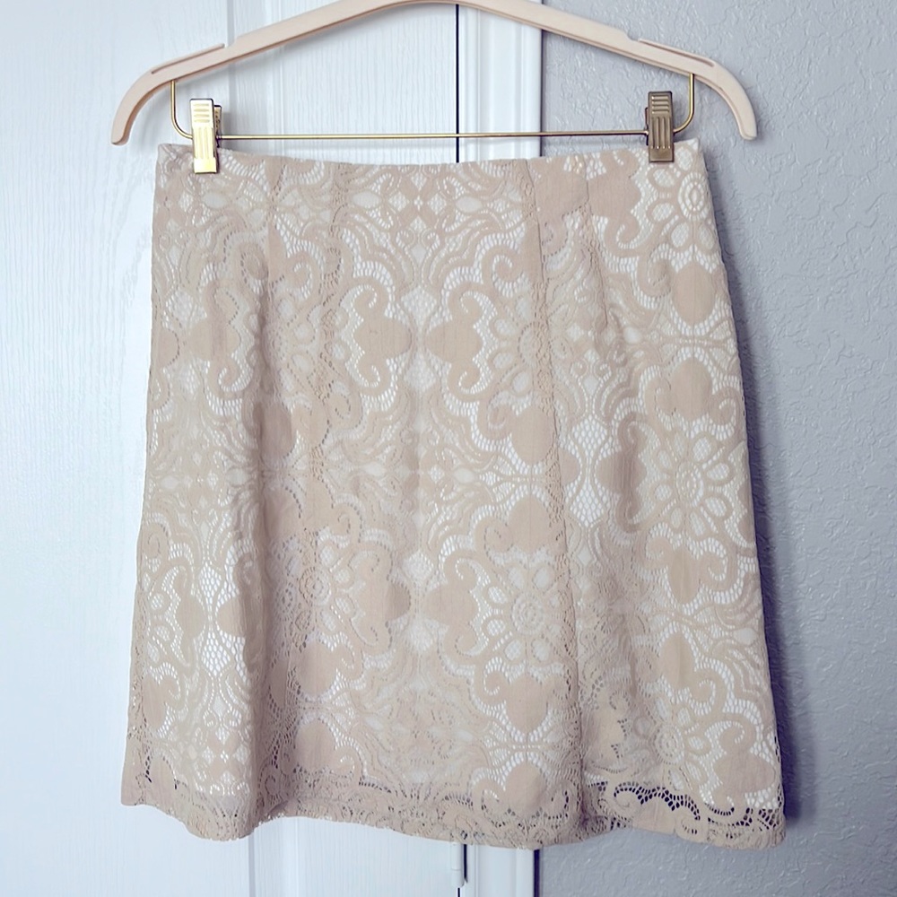 Professional and cute skirt from New York and Company
